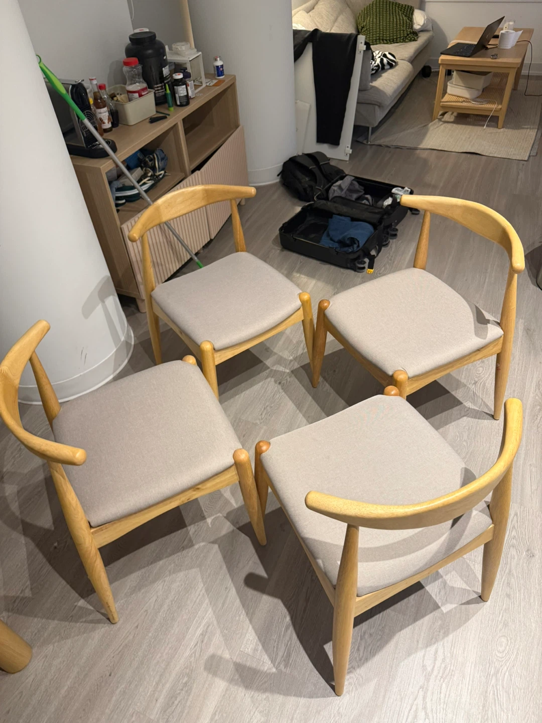 Set of 4 Wooden Dining Chairs - photo 4