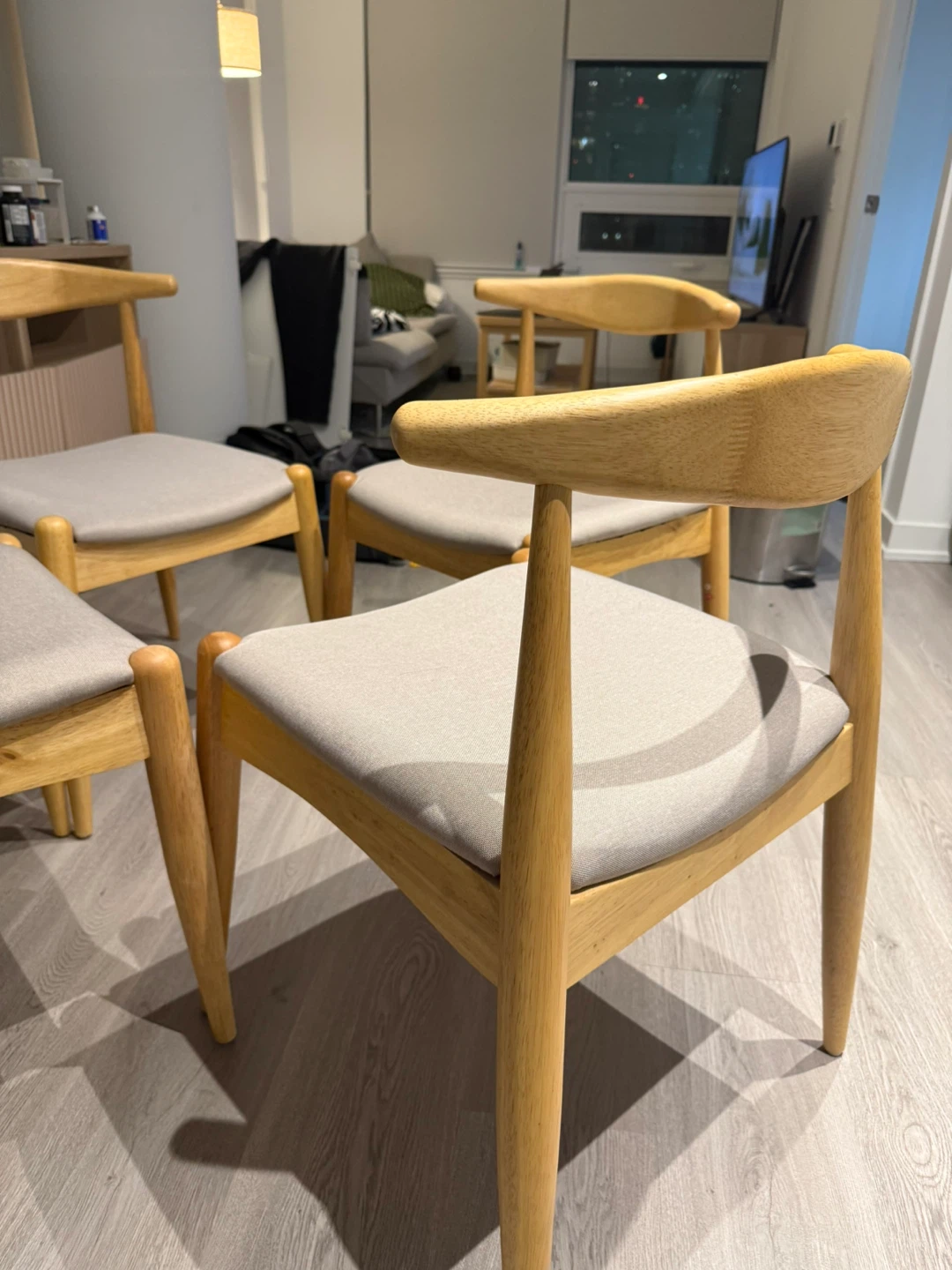 Set of 4 Wooden Dining Chairs - photo 5