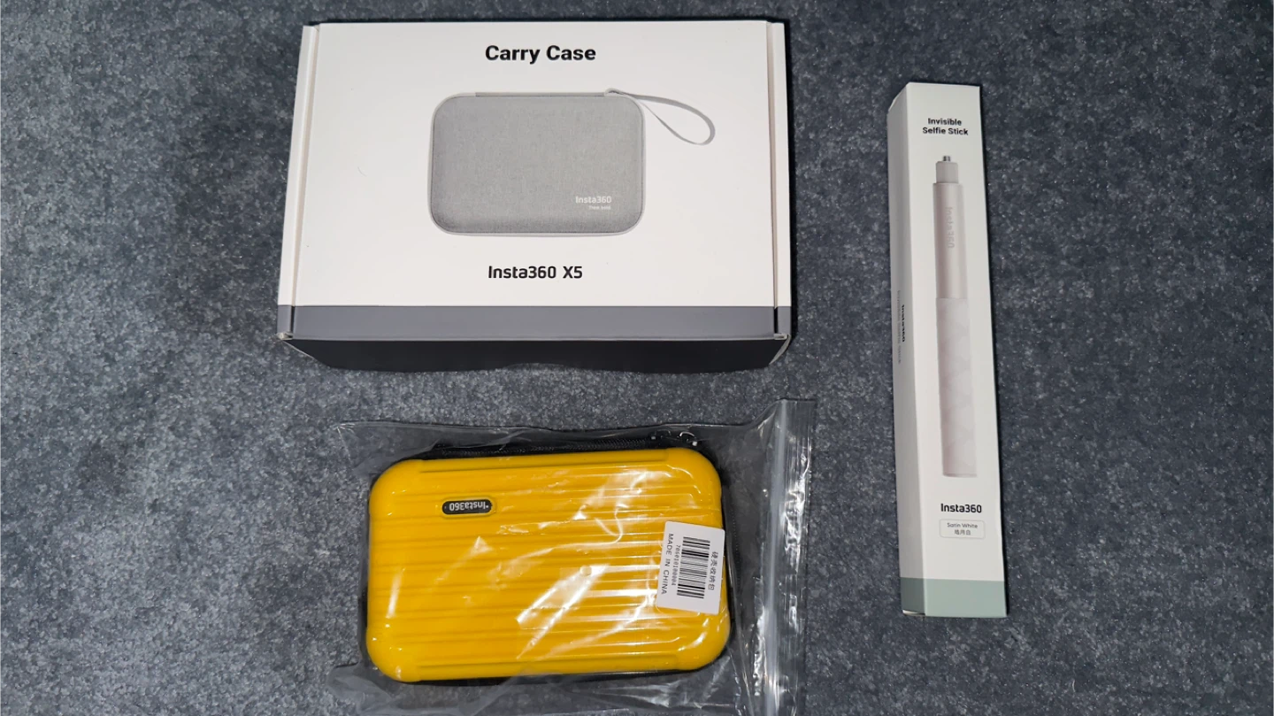 Insta360 X5 Carry Case and Invisible Selfie Stick - photo 2