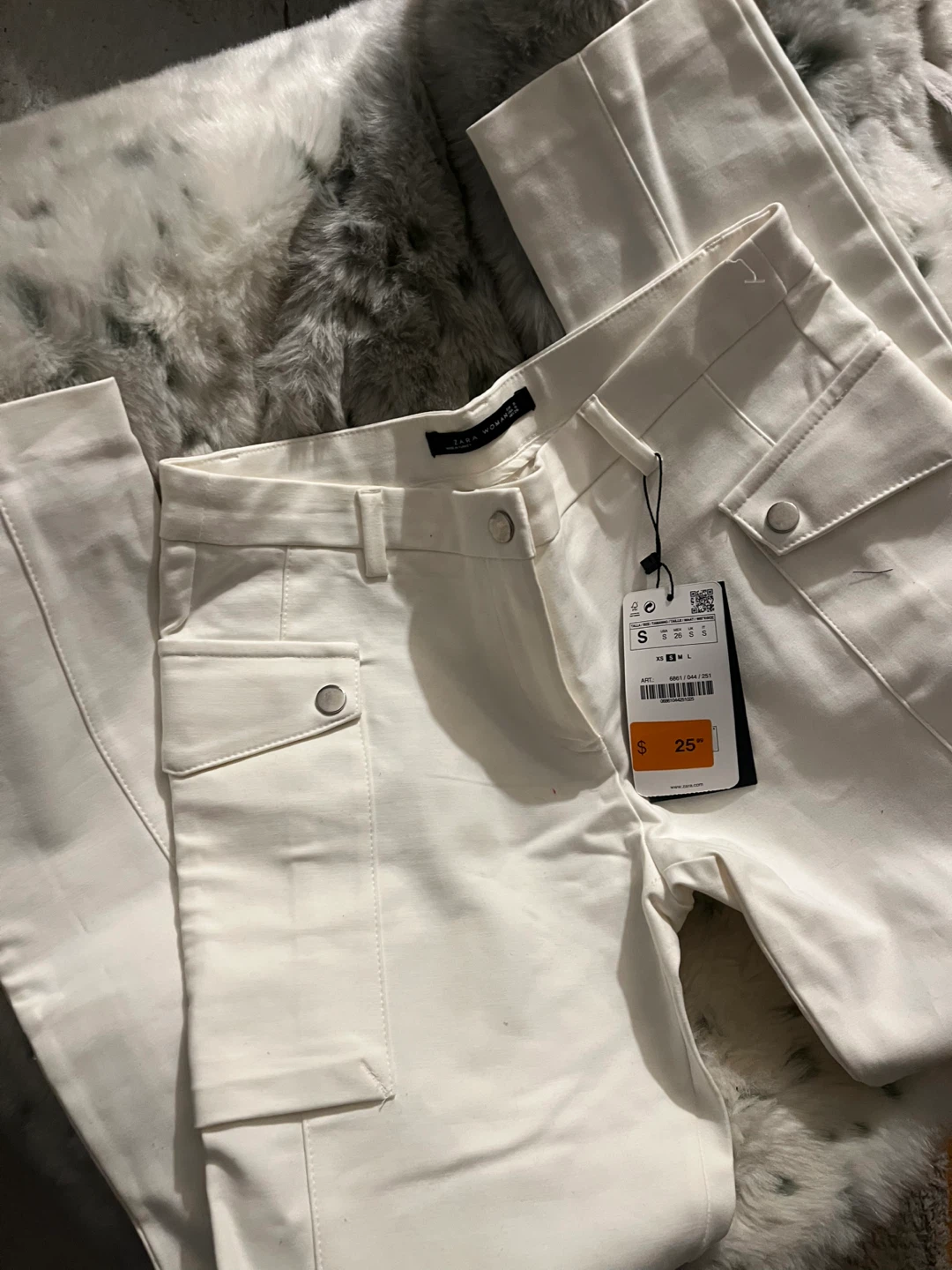 Clothes for sale (Zara, FN, Nike, gym shark etc) - photo 3