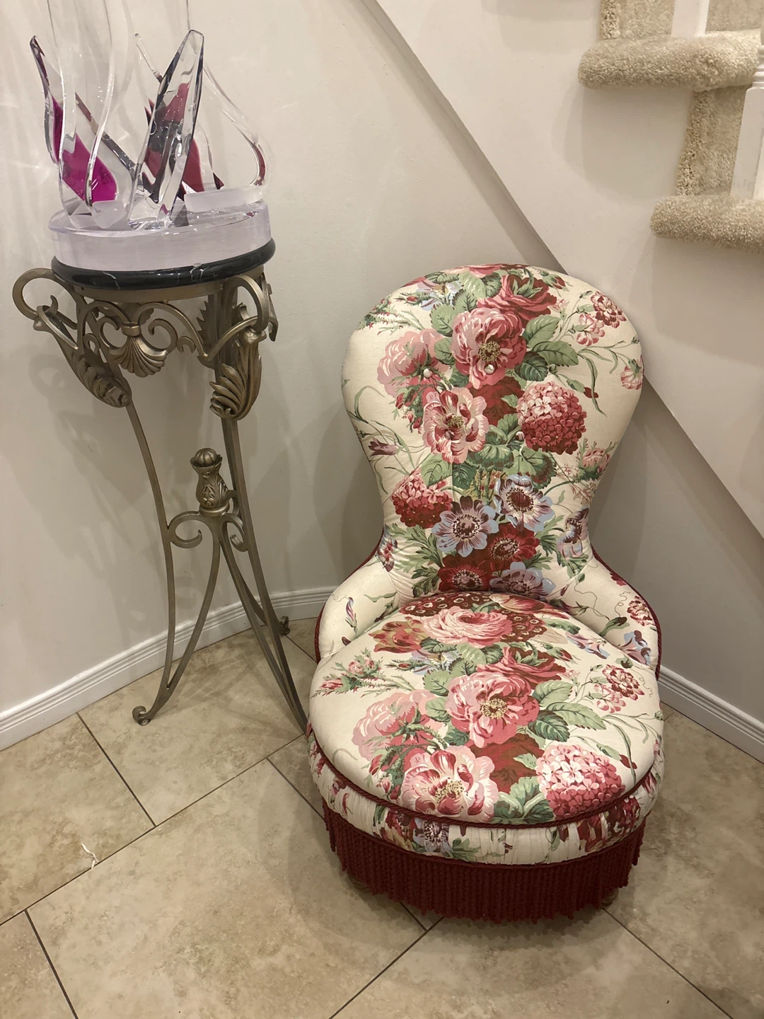 Vintage Floral Accent Chair with Tassel Skirt - photo 2
