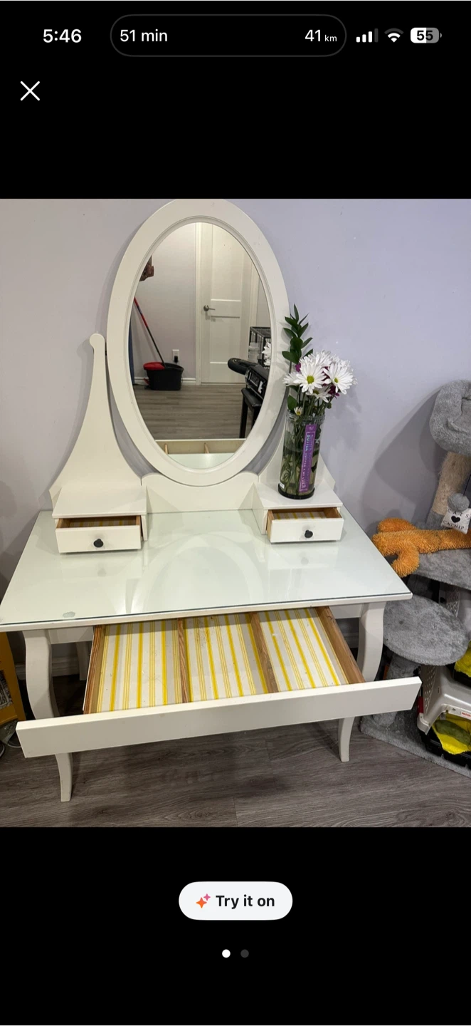 White Vanity Dressing Table with Mirror
