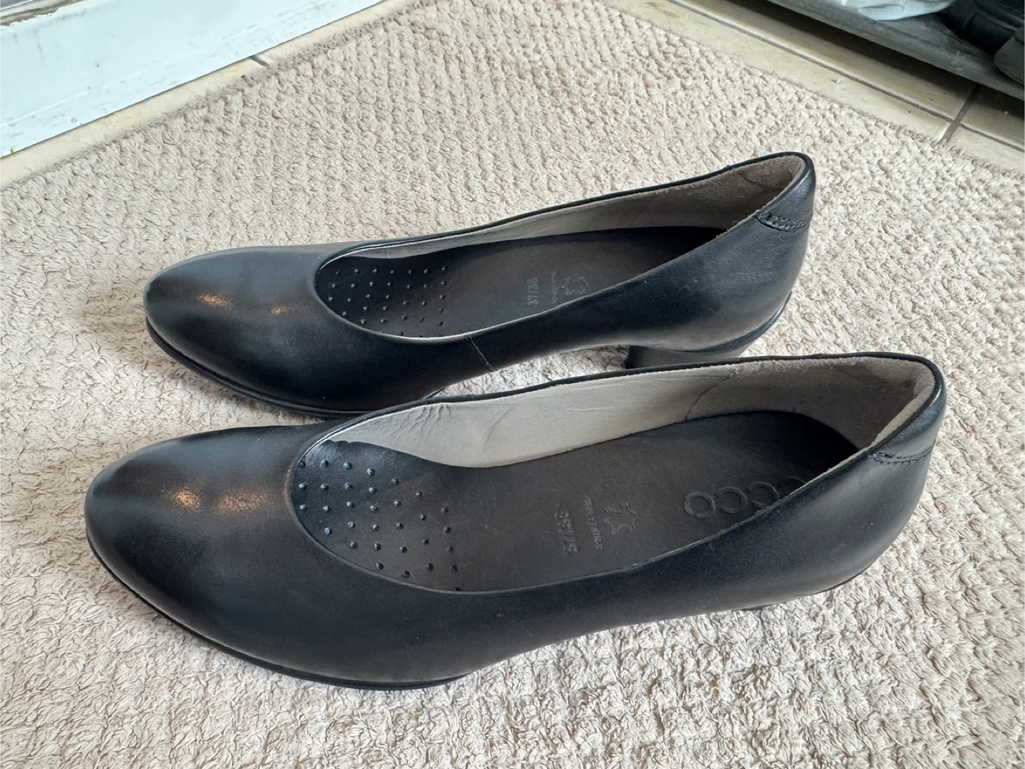 Refresh Suede Brown D'Orsay Heels - photo 2