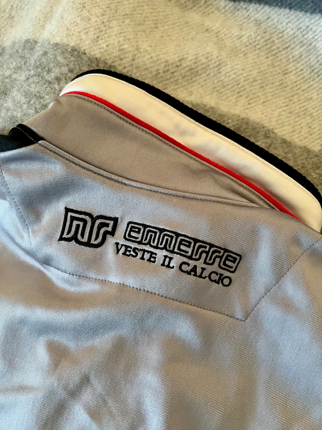 Ennerre "Veste il Calcio" Tracksuit Set - Silver - photo 5
