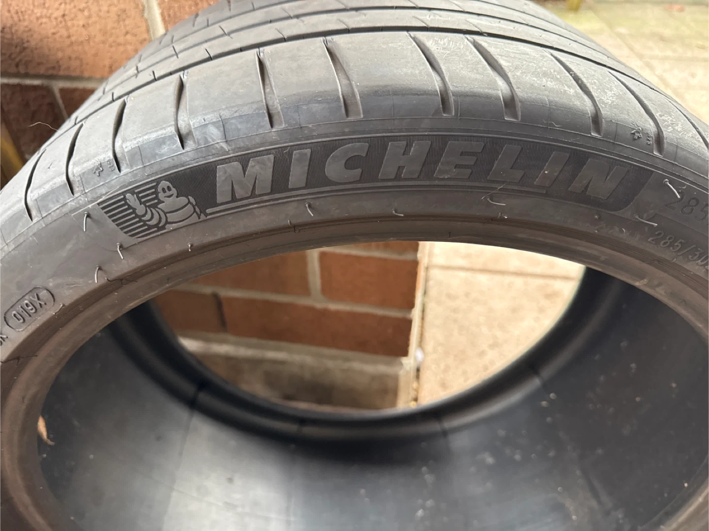 M4 Competition, Michelin 285/30 ZR20 (99Y) Extra Load Tire - photo 2
