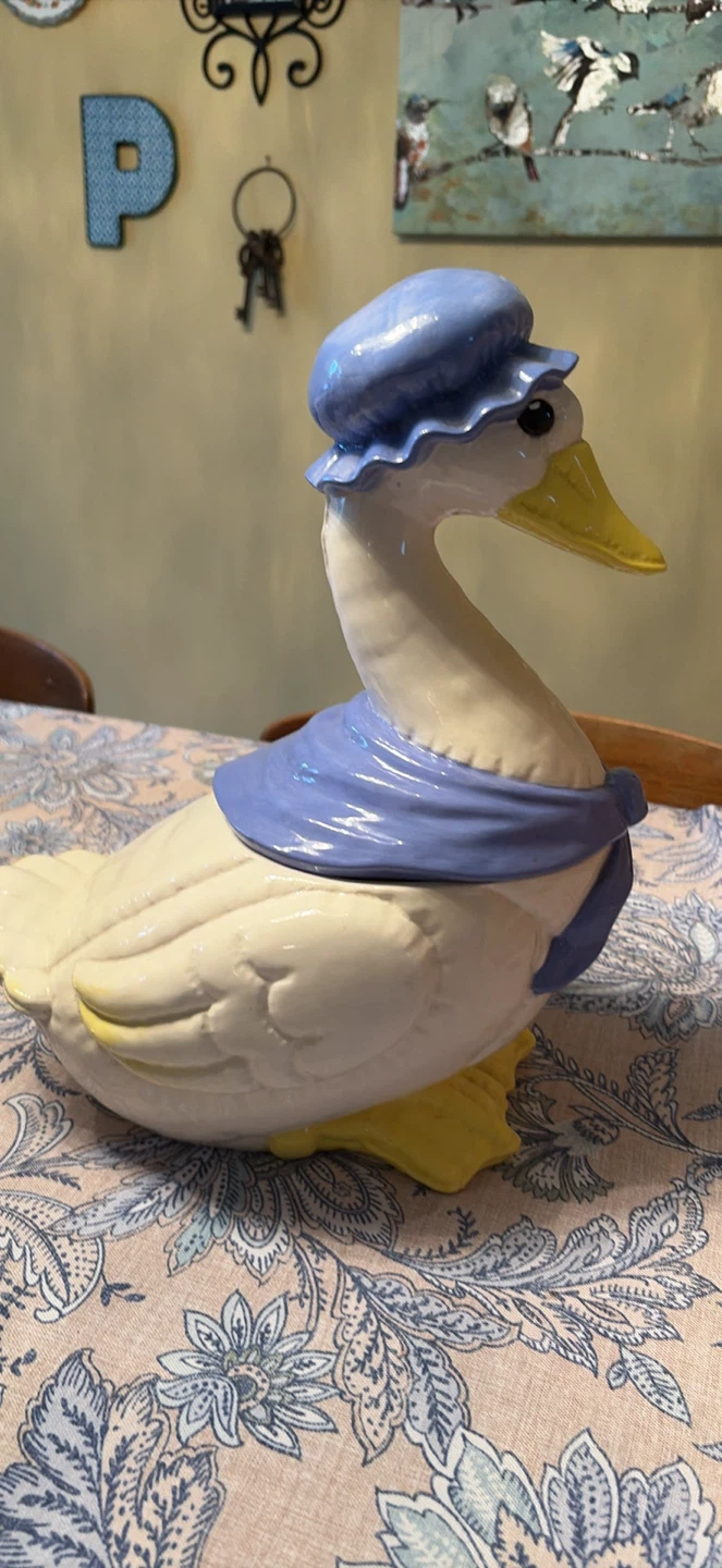 Vintage 1980’s Ceramic Mother Goose Cookie Jar - photo 3