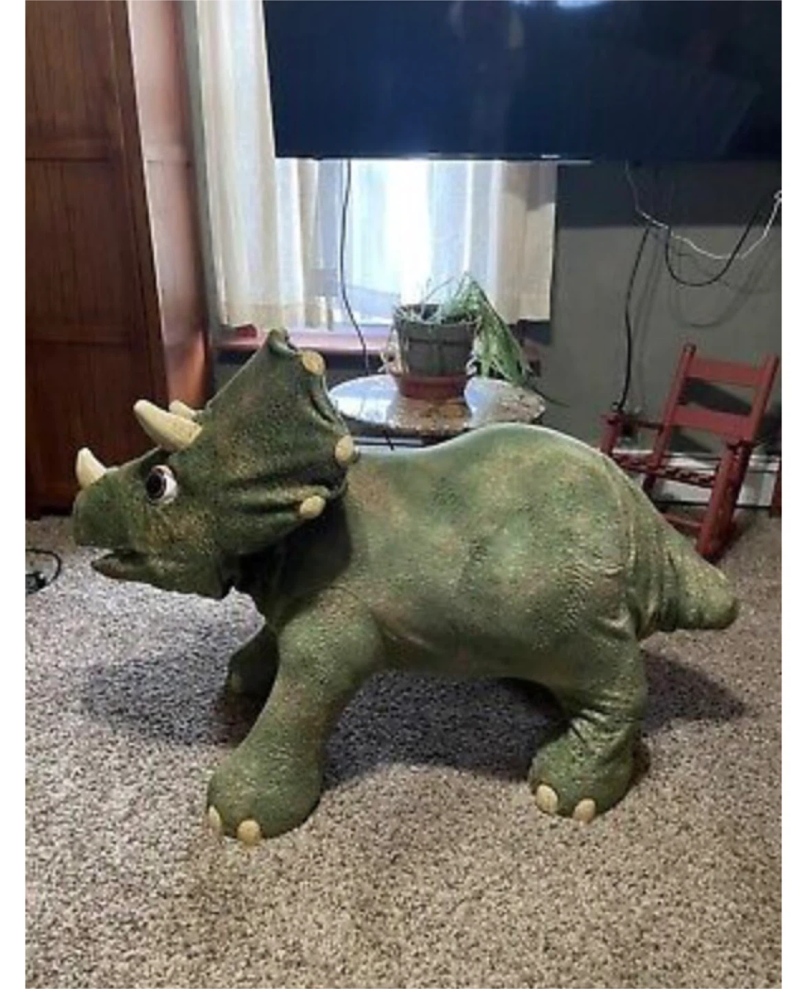Triceratops toy - photo 4