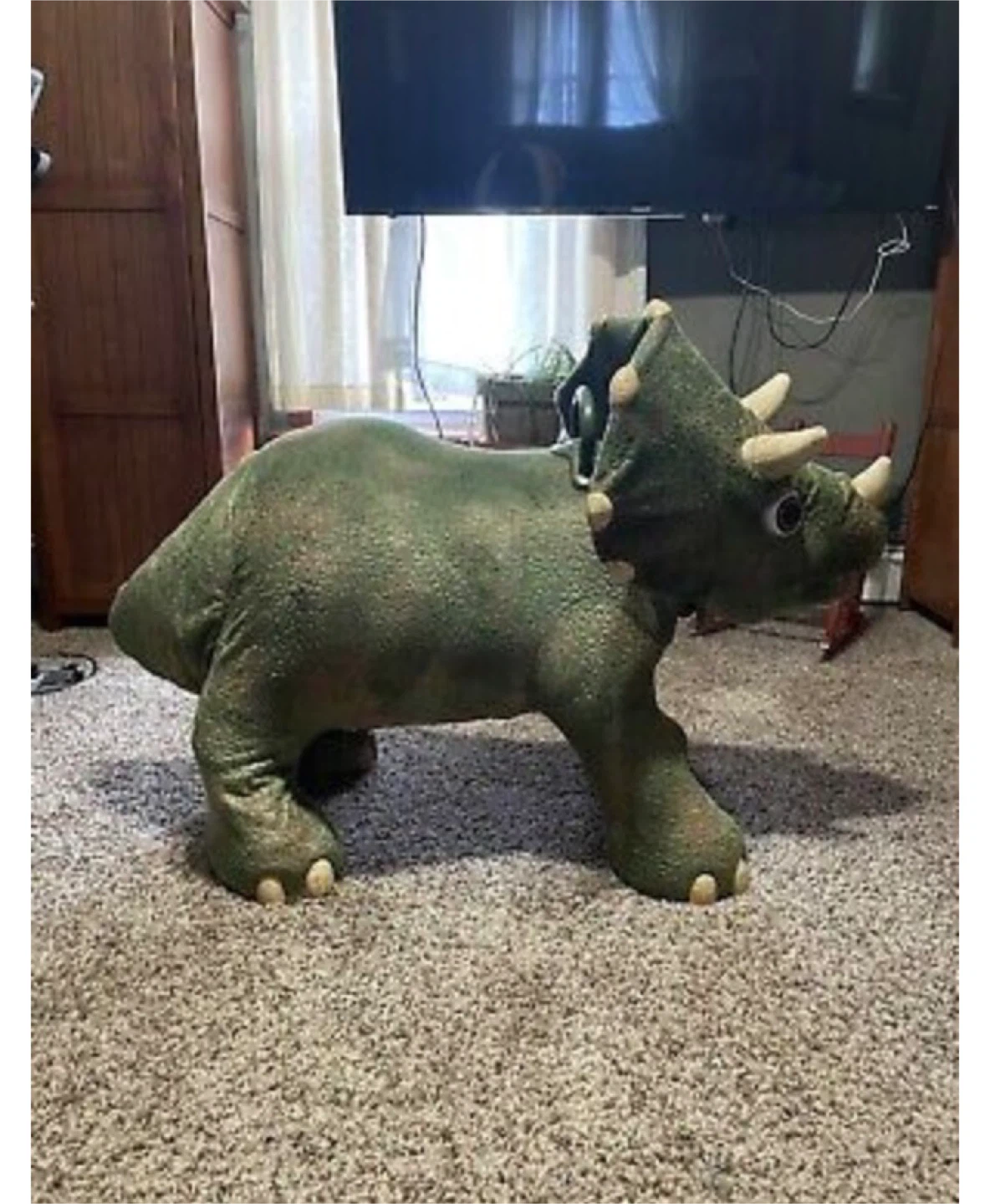 Triceratops toy - photo 5