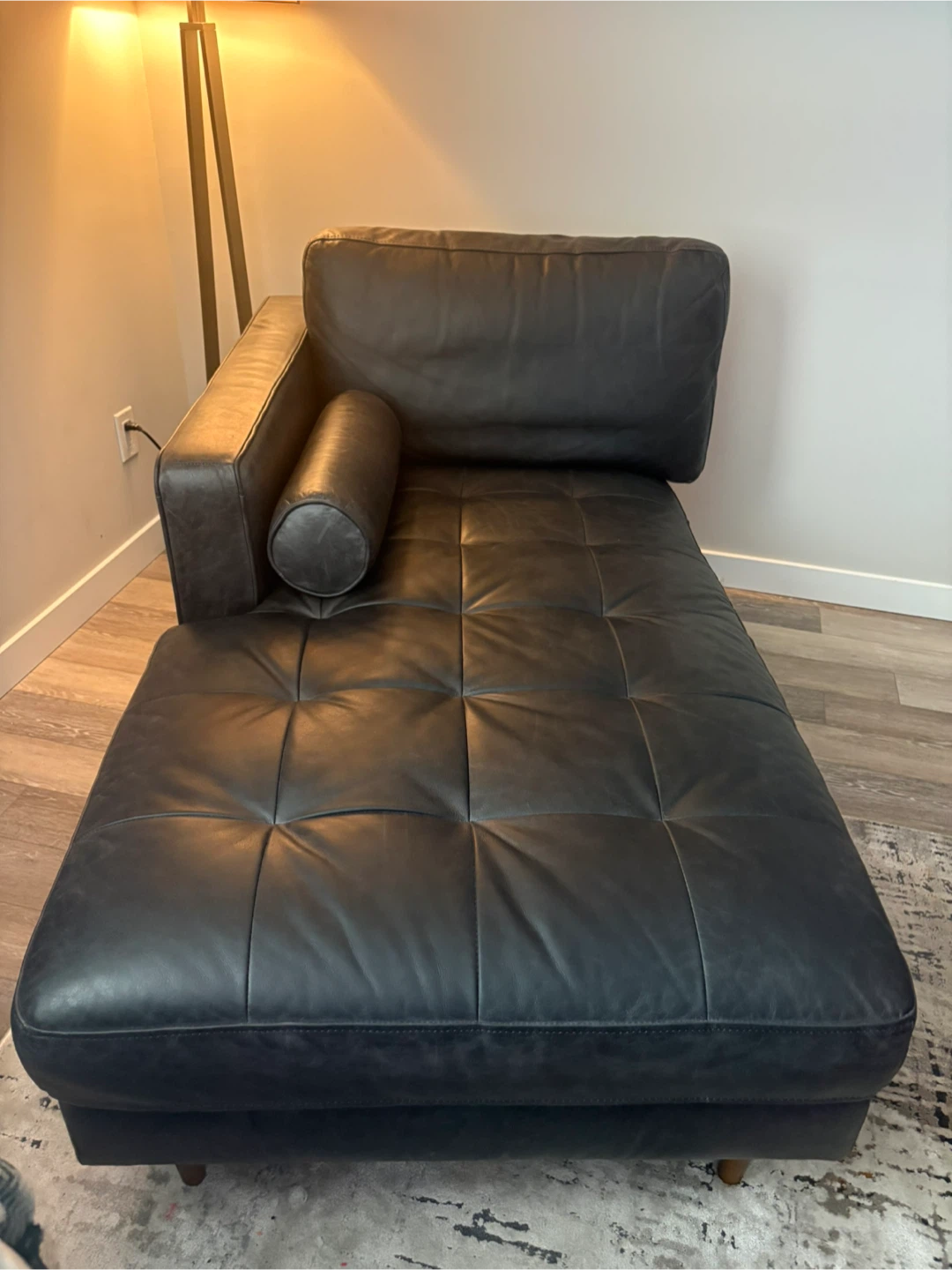PRICE DROP 👇 Leather Couch R/H Lounger - photo 3