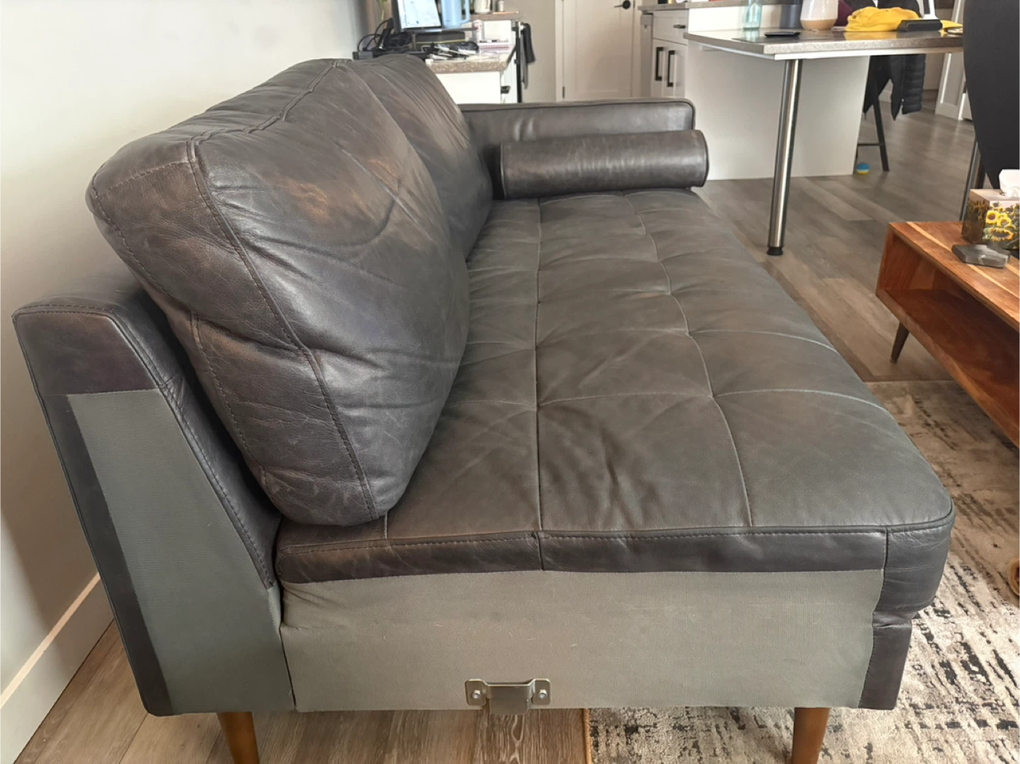 PRICE DROP 👇 Leather Couch R/H Lounger - photo 5