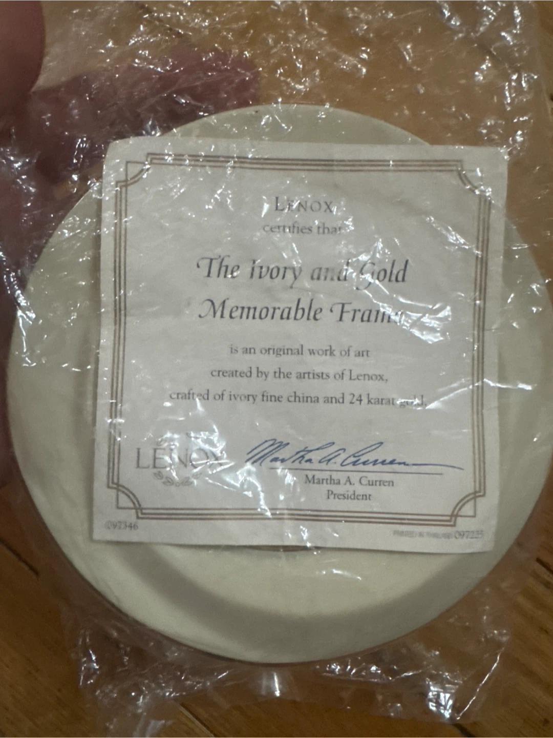 Lenox Ivory and Gold Memorable Frame - photo 5
