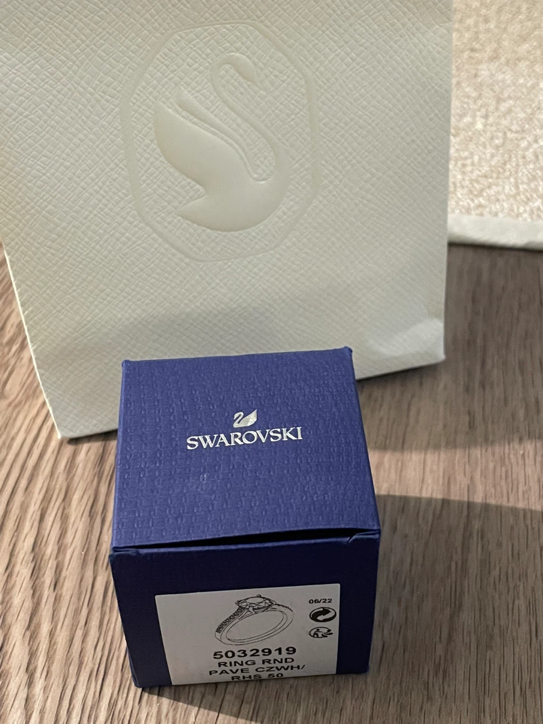 Swarovski Ring Size 50/ US 5 - photo 3