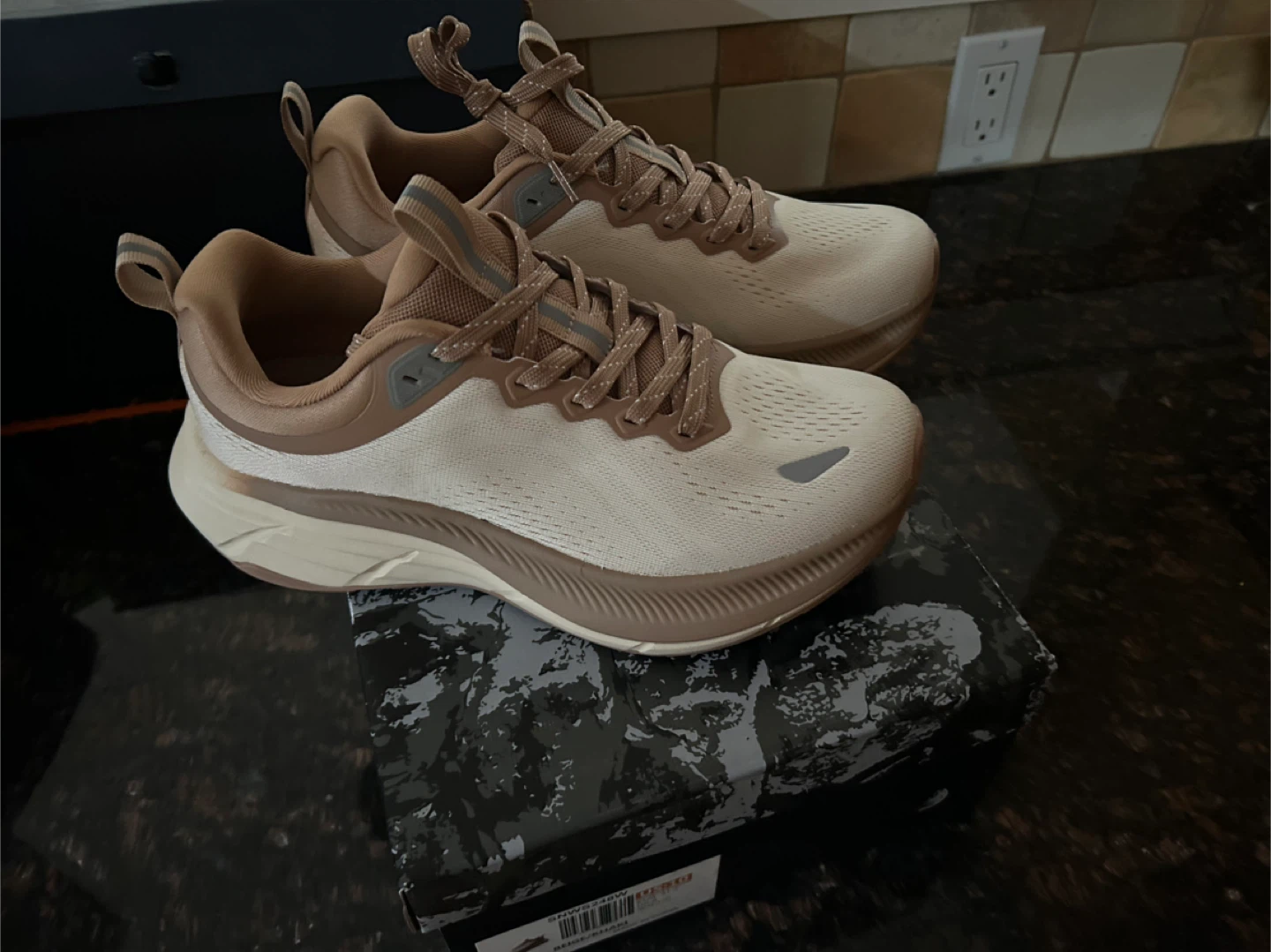 New!!NORTIV8 Beige/Khaki Running Shoes - US Size 10 - photo 4
