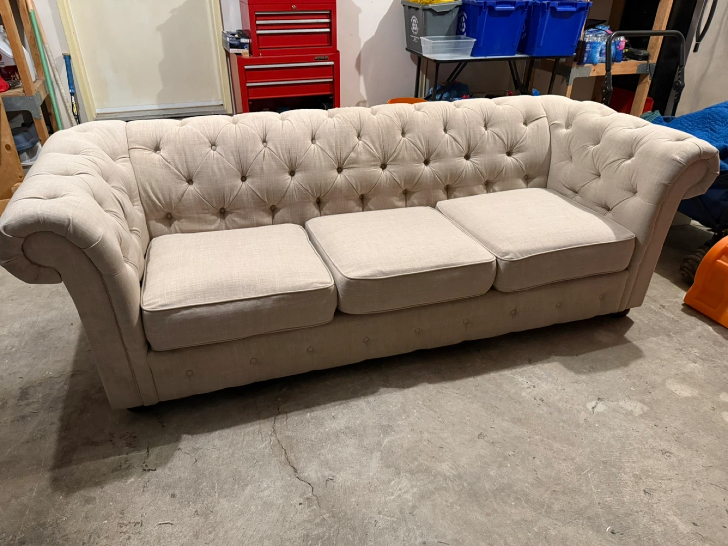 Tufted Chesterfield Sofa in Beige Linen