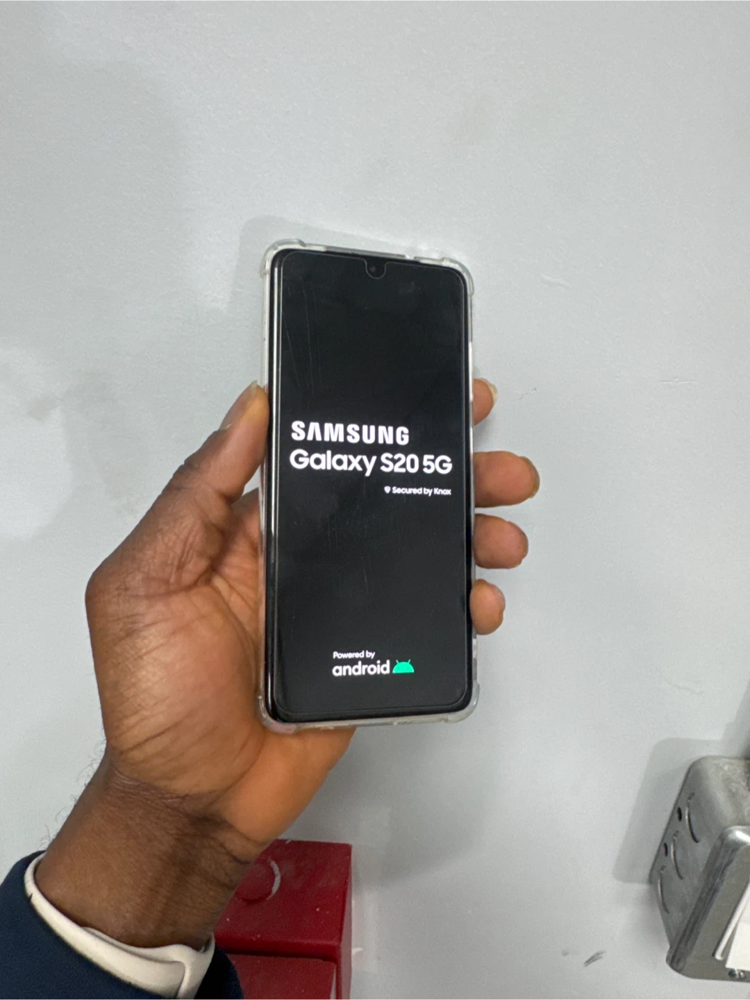 Samsung Galaxy S20 5G - photo 2