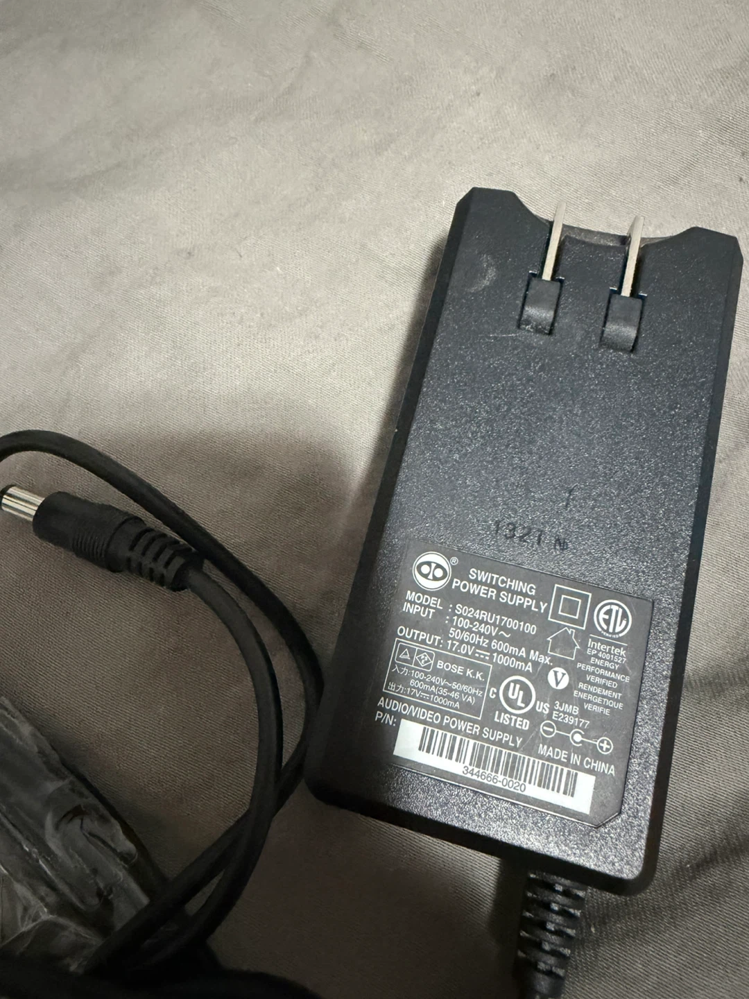 Bose 17V Power Adapter - photo 2