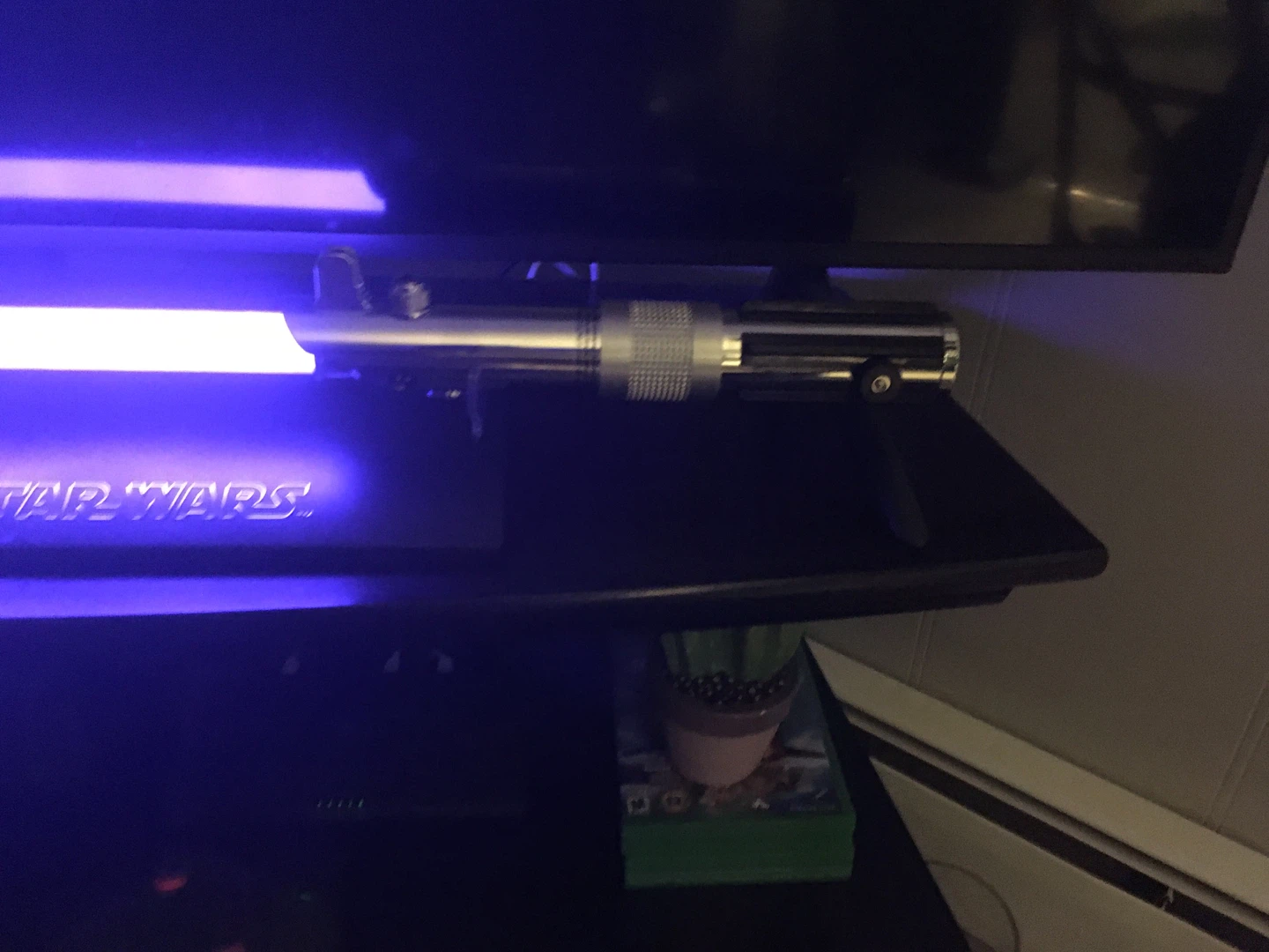 Master Replicas Star Wars Lightsaber Collectible - photo 5