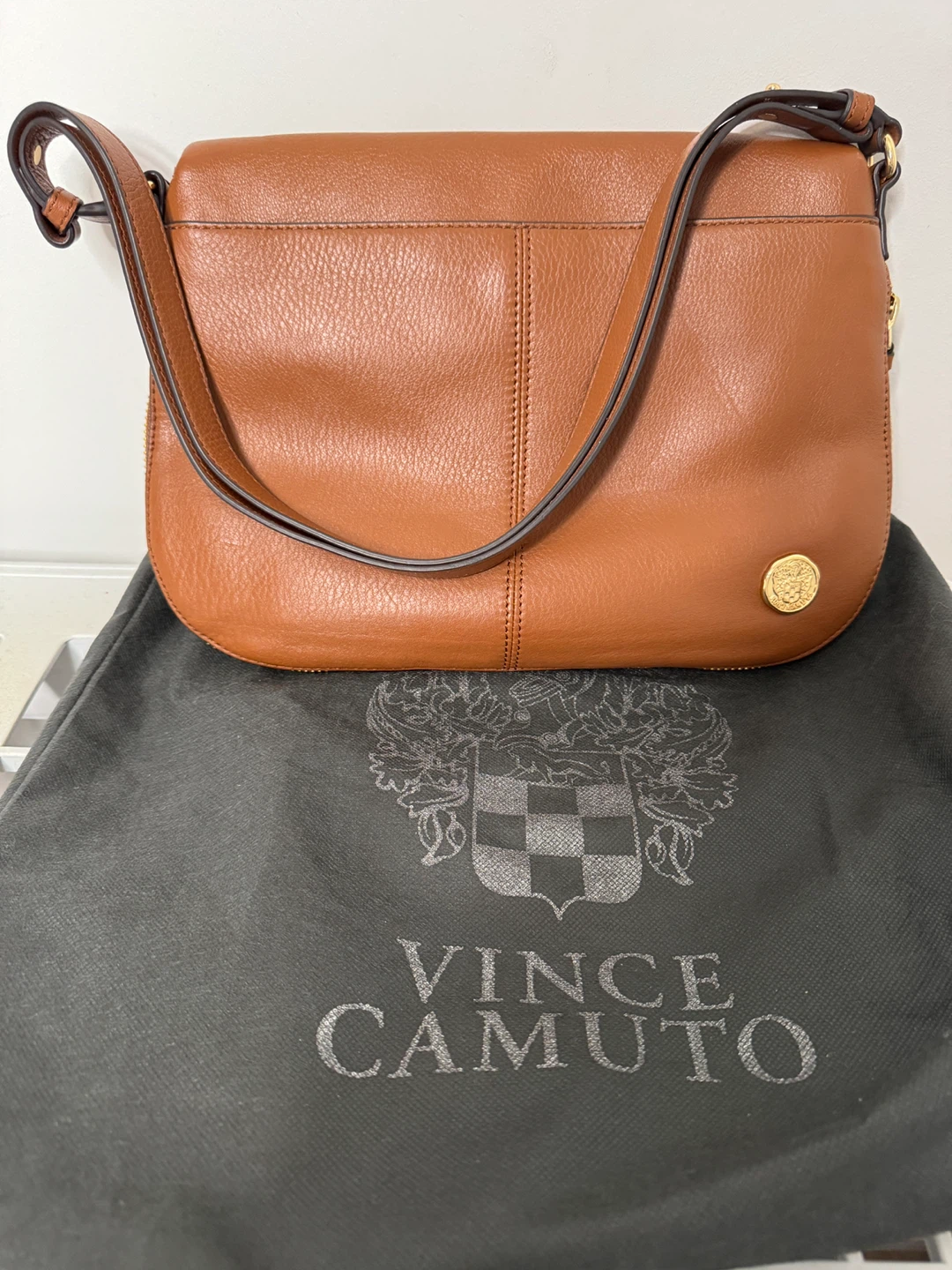 Vince Camuto Brown Leather Shoulder Bag - photo 5