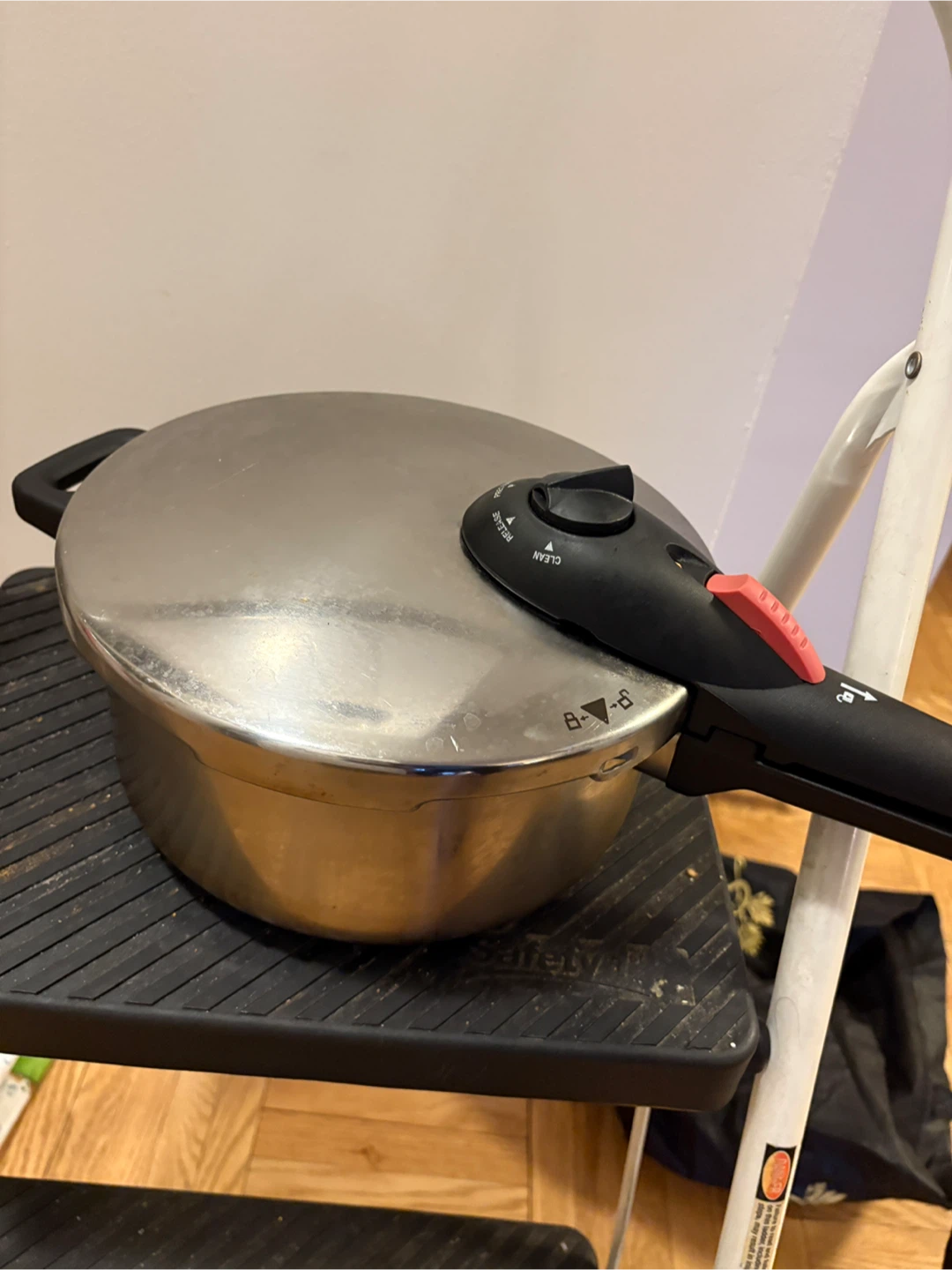 Stainless Steel Pressure Cooker