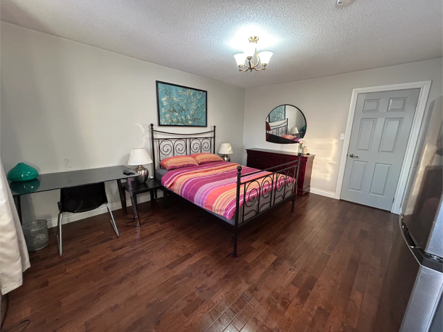 Fully Furnished Bedroom with Private Bathroom for Rent
