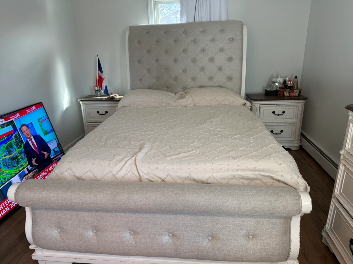 Queen Bedroom set with Bob-O-Pedic Copper Sport Hybrid Mattress - photo 4