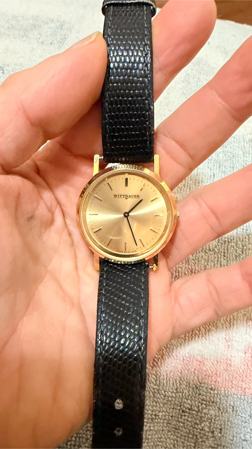 Wittnauer Gold Tone Women's Watch with Black Leather Strap - photo 2