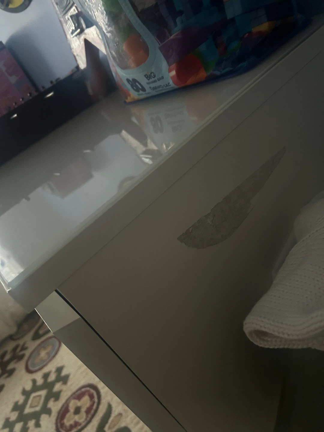 White 6-Drawer Dresser - photo 4