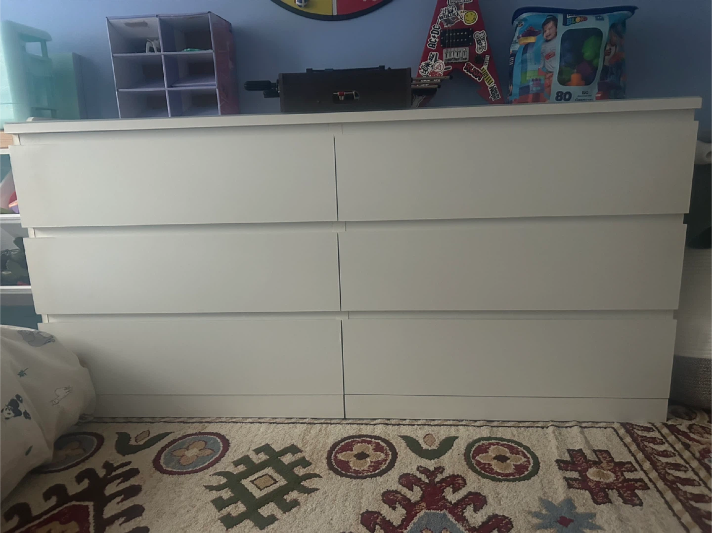White 6-Drawer Dresser