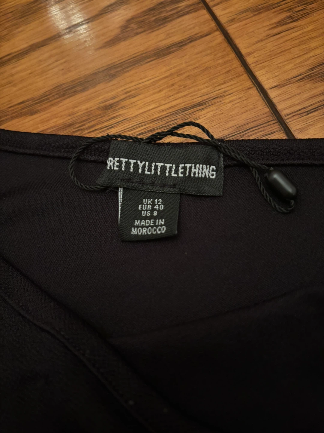 PrettyLittleThing Black One-Shoulder Dress - photo 2