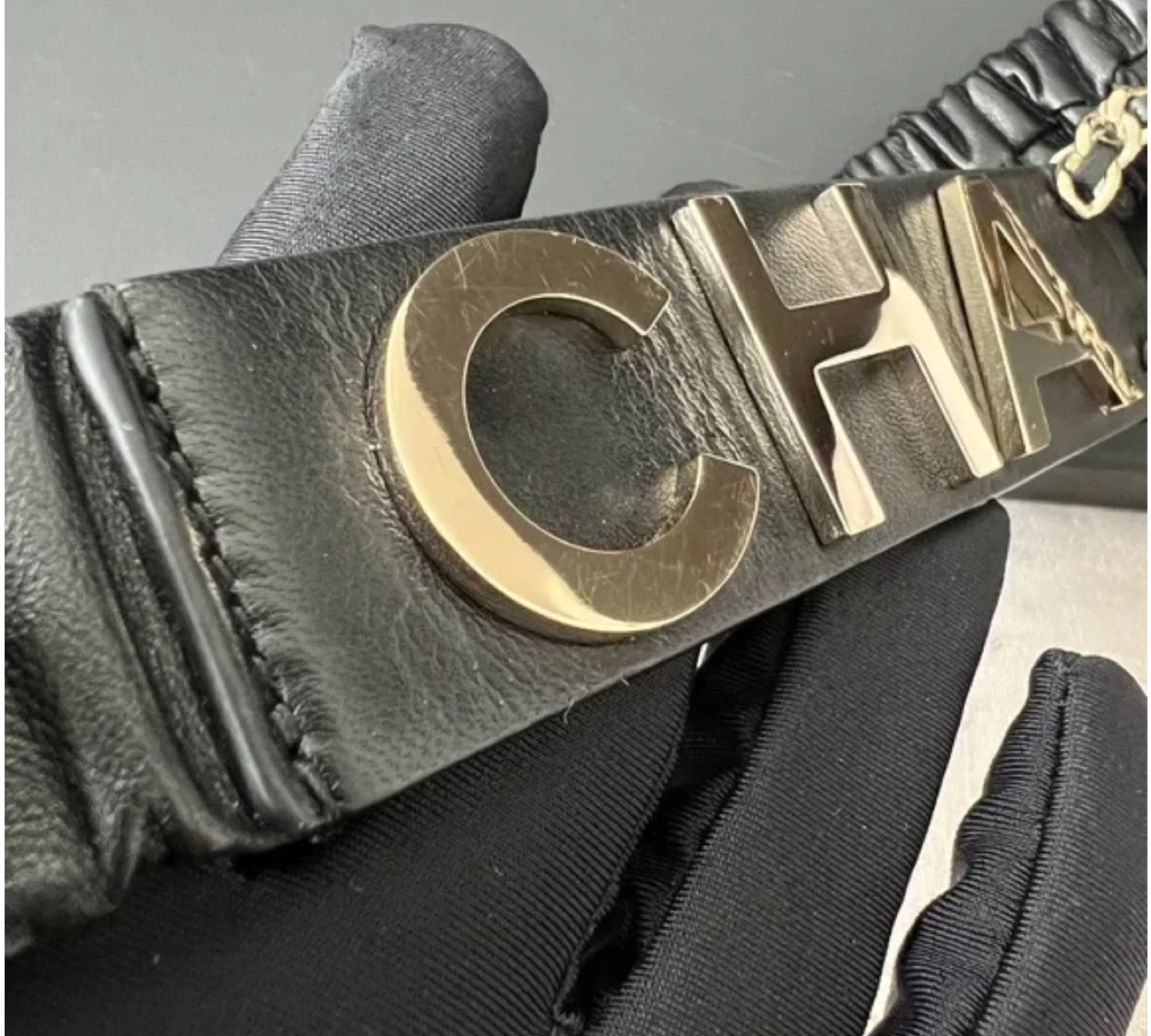 Chanel Black Leather Elastic Belt with Gold Logo - photo 3
