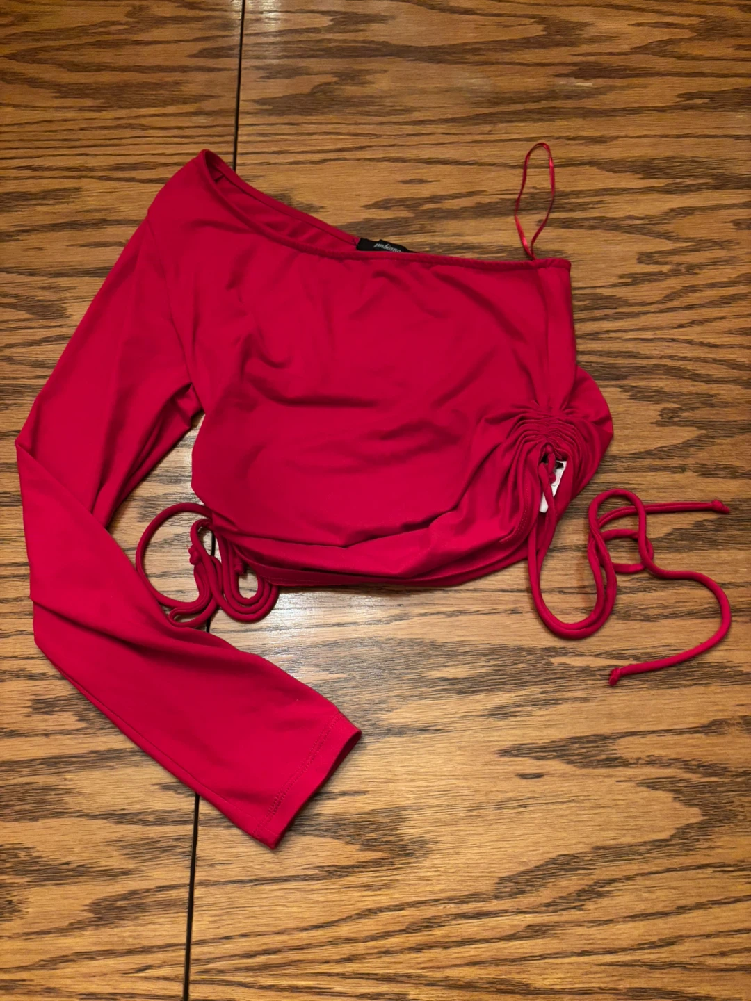 Ambiance Women's Red One-Shoulder crop Top