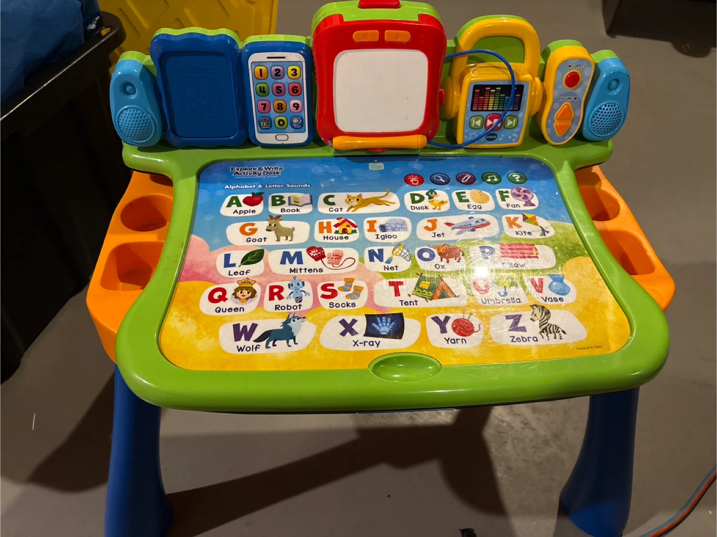 VTech Explore & Write Activity Desk - photo 2