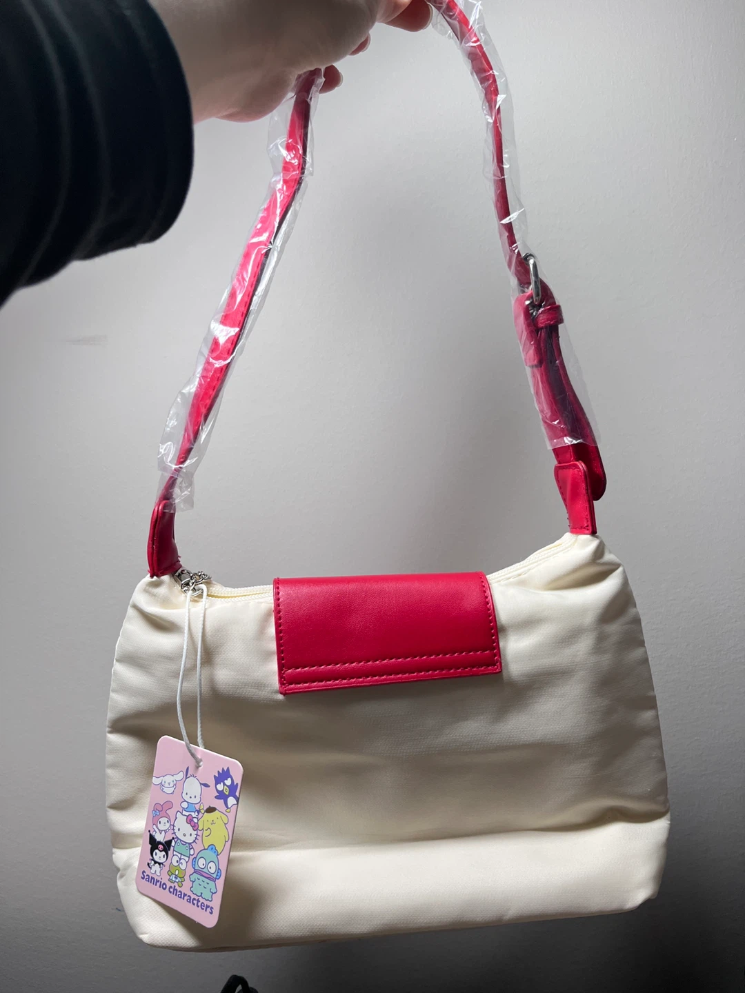 Sanrio(Hello Kitty) Adjustable Shoulder Bag - photo 2