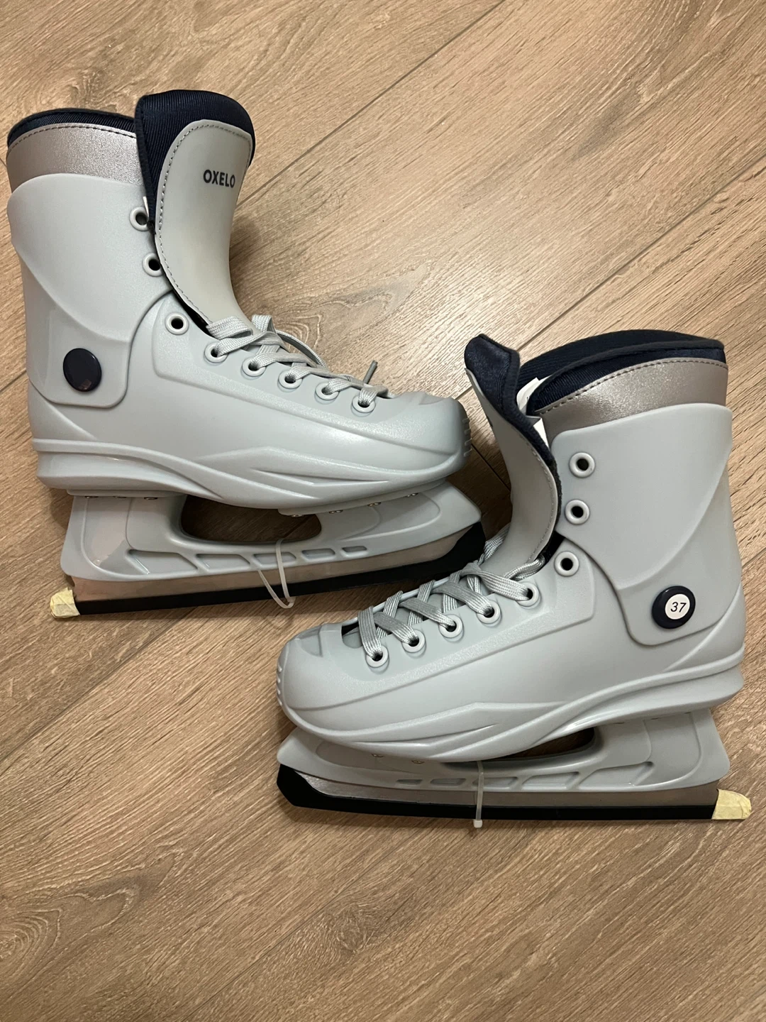 Oxelo Ice Skates - Women Size 6.5/37