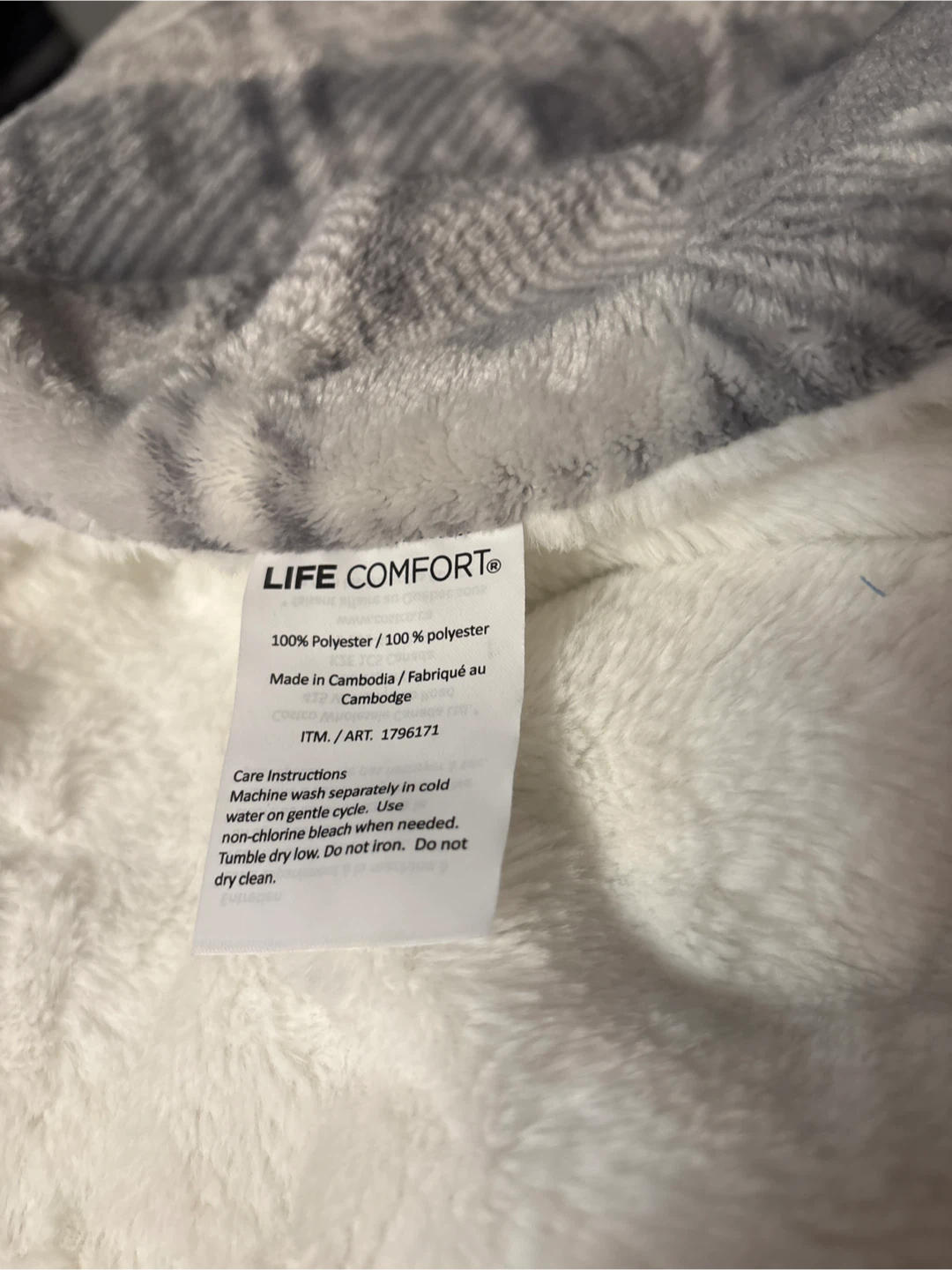 NWOT LIFE COMFORT Fleece Throw Blanket - photo 2