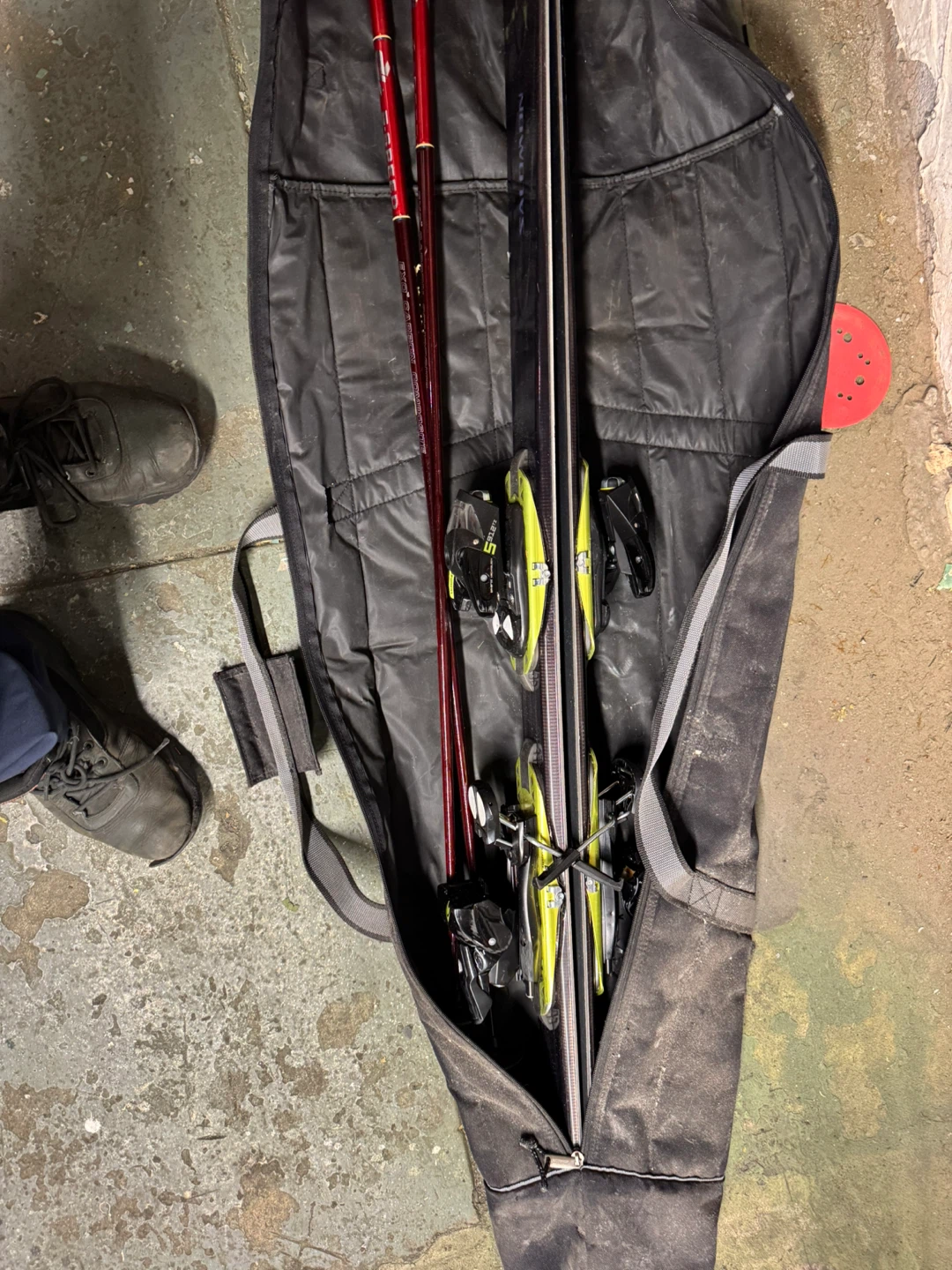Atomic Ski Package with Poles and Bag - photo 2