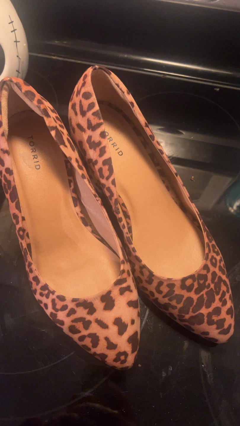 Torrid Leopard Print Pointed Toe Flats