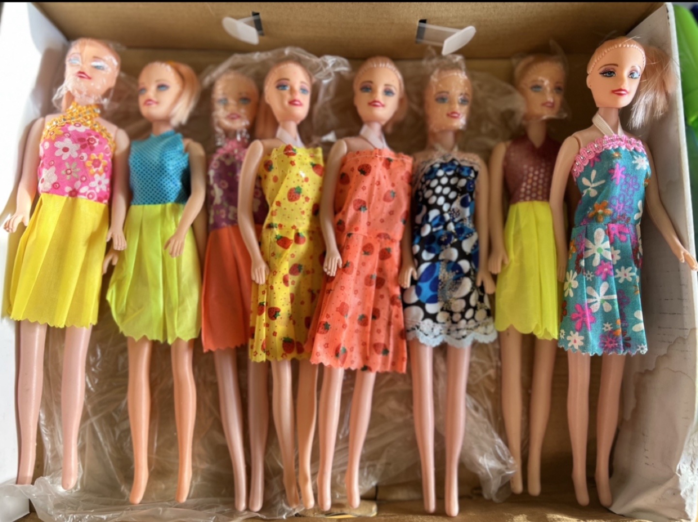 New-Doll Figures with Dresses (price of Each) - photo 2