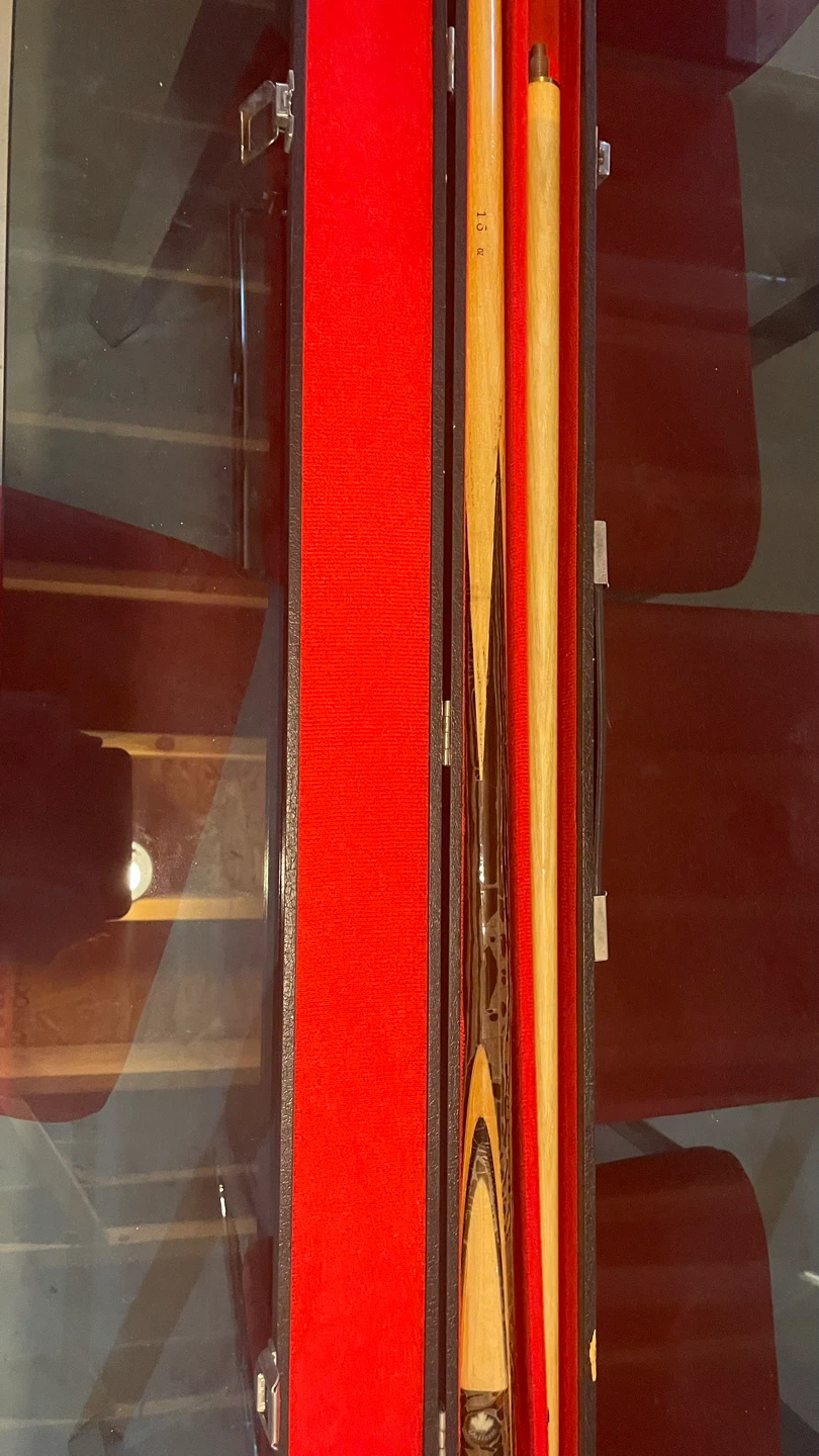 Vintage Dufferin Maple Leaf Snooker Cue - photo 3