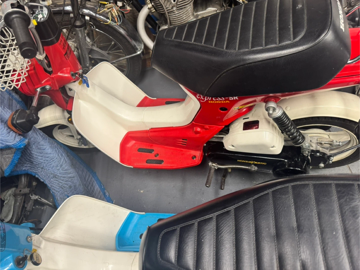 Honda Express SR Moped - photo 3