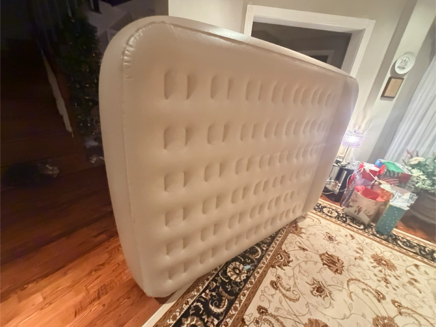 Lewondr Inflatable Queen Air Mattress
