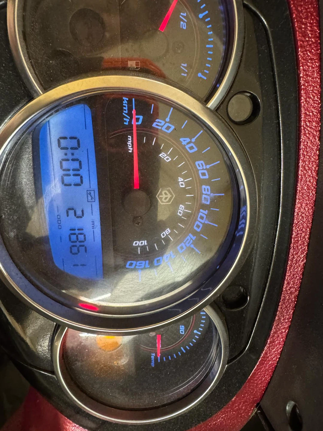 Piaggio Beverly 350 Scooter - photo 3