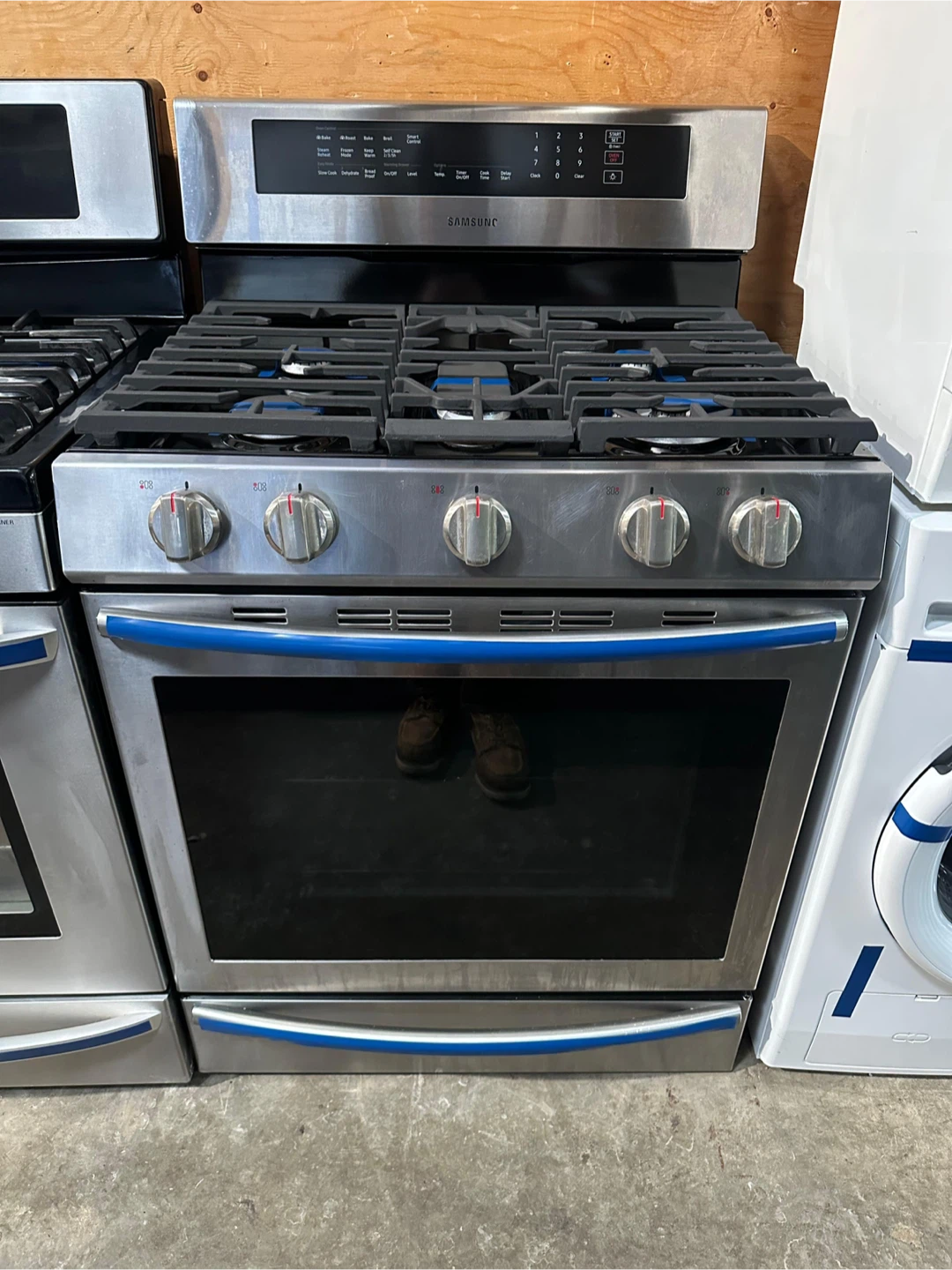 30” SAMSUNG PROPANE GAS STOVE STAINLESS STEEL CONVECTION OVEN
