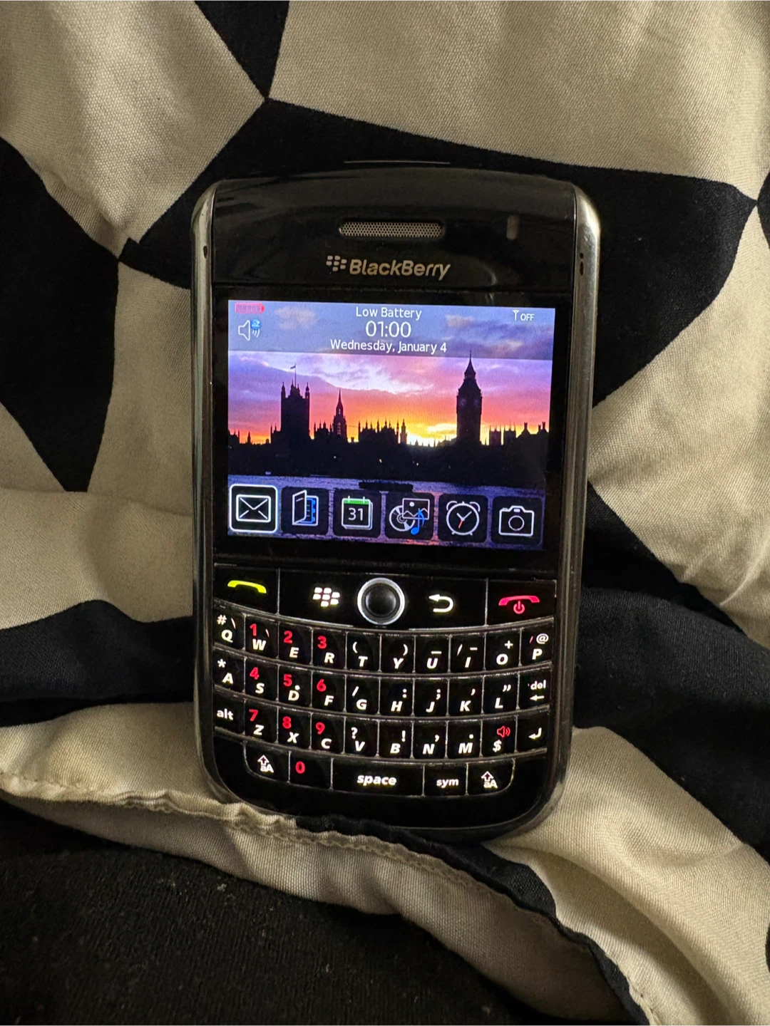 BlackBerry Torch 9800 Smartphone