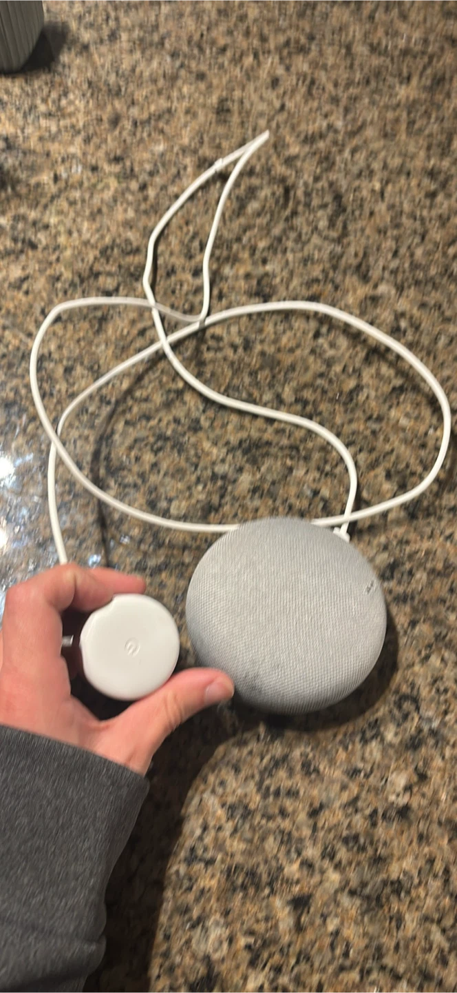 Google Nest Mini (2nd Gen) Smart Speaker - Grey