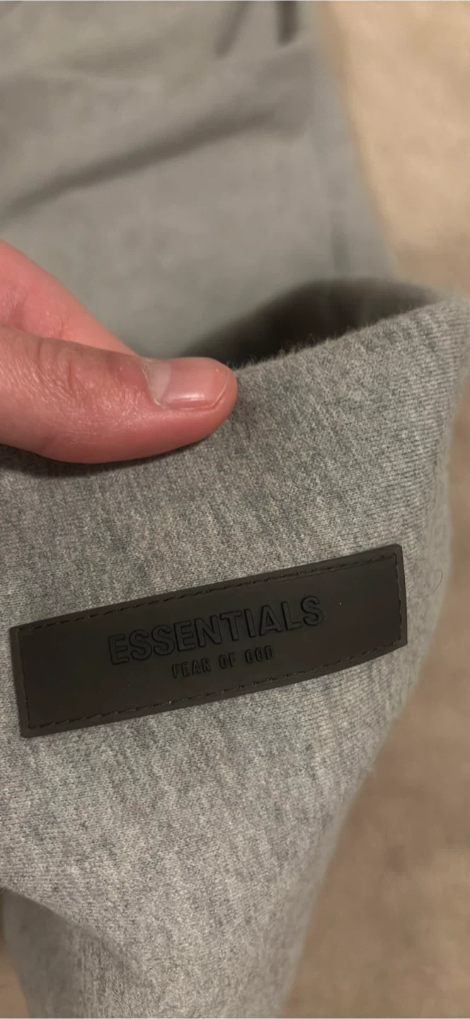Essentials Fear of God dark oatmeal hoodie - photo 5