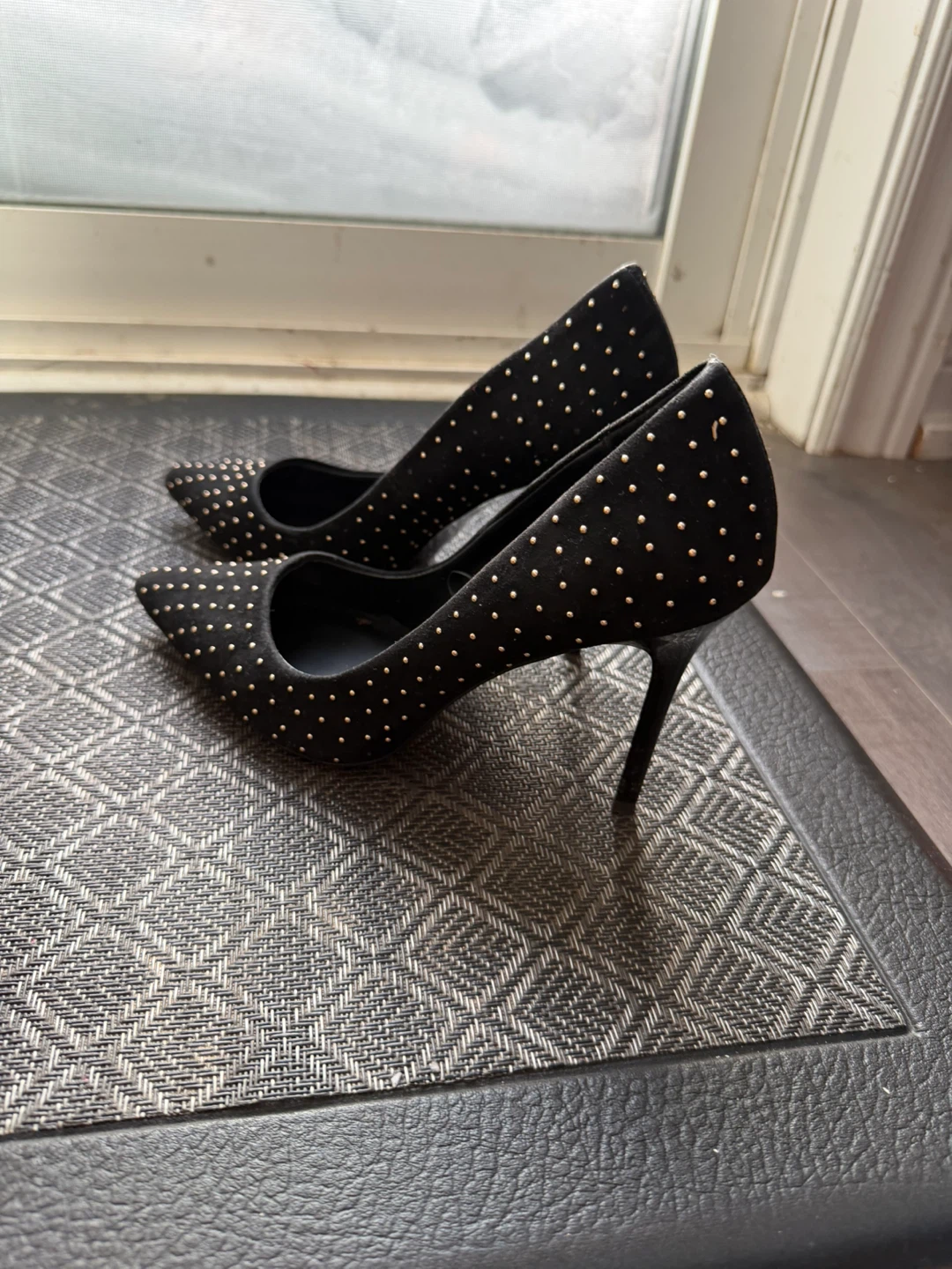 Black Studded High Heel Pumps size 7 - photo 3