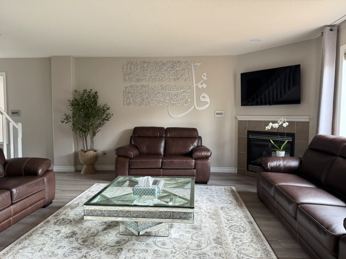 Crushed Diamond Mirrored Coffee Table