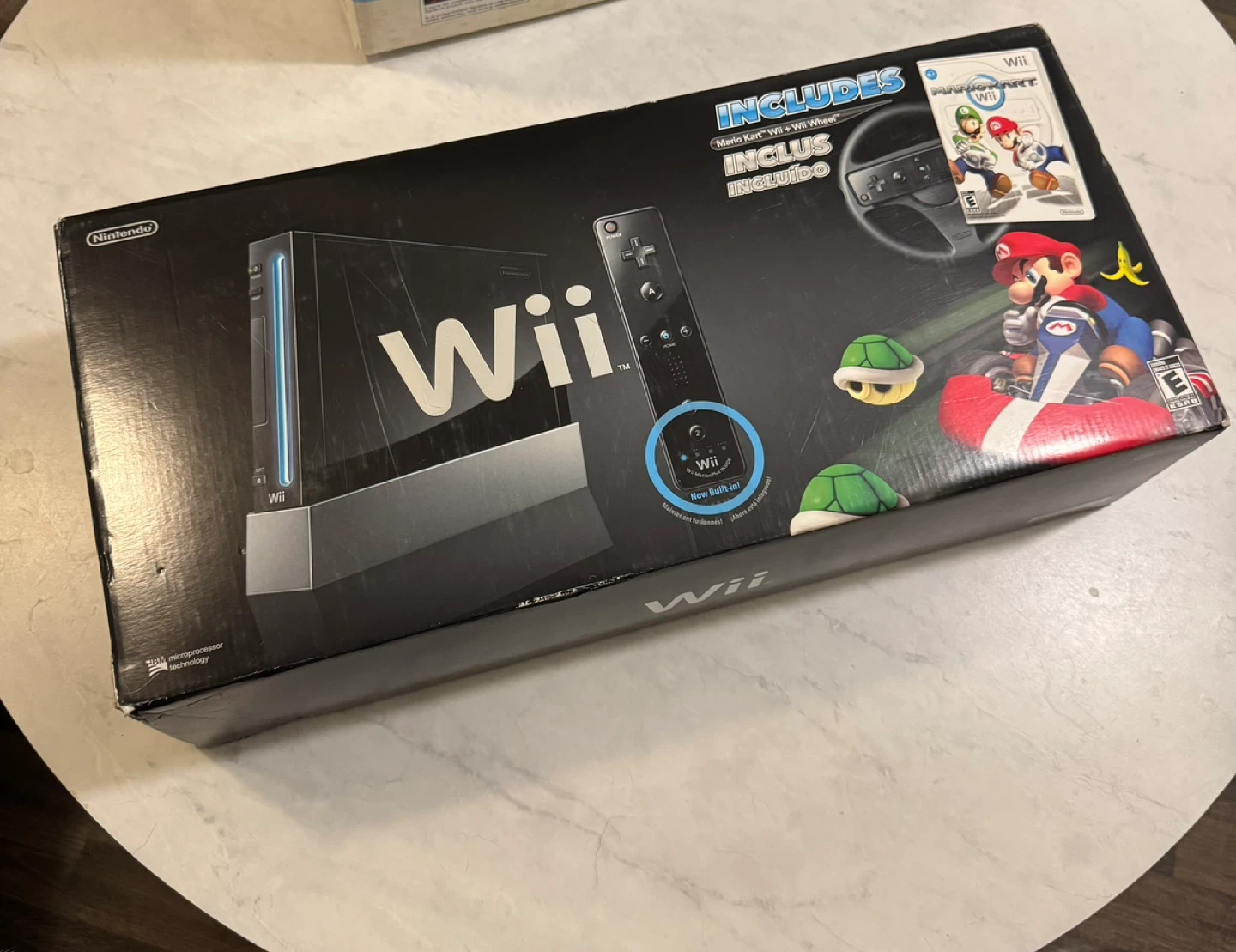 Nintendo Wii Console Bundle with Mario Kart & Wii Wheel
