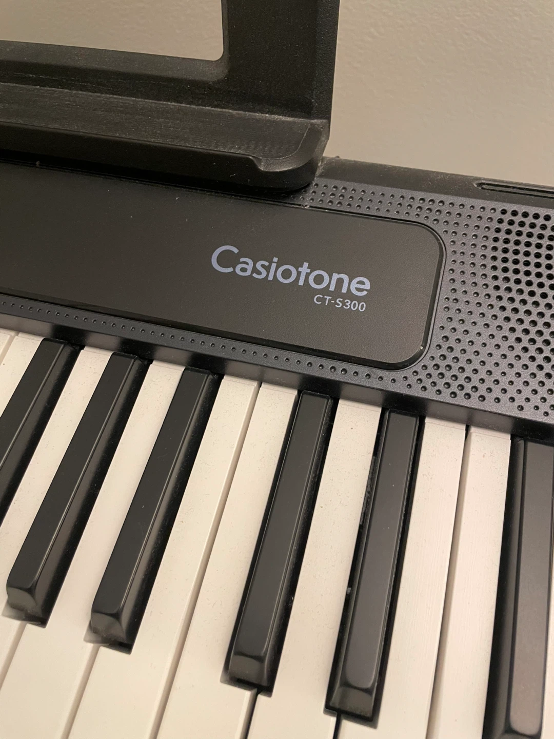 Casiotone CT-S300 Keyboard Bundle – Like New - photo 2